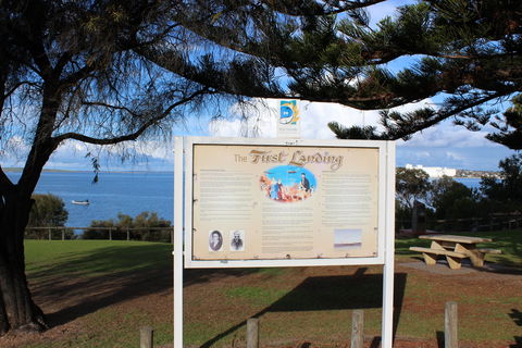 First Landing Site - Accommodation Perth 0