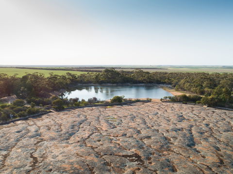 Polda Rock Reserve - Perth Resorts 0