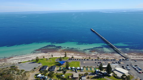 Port Hughes Foreshore, Port Hughes - Accommodation Perth 2