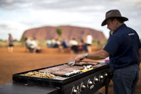 Sunset Australian Barbecue Dinner In Uluru - Accommodation Perth 1
