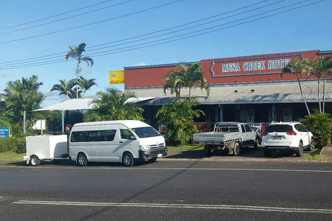 Airport Transfer To Or From Cairns Hotels For Up To 13 People (7am-10pm) - Accommodation Perth 2