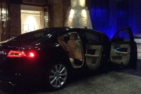 Jaguar Limousine Transfer Cairns Airport To Palm Cove - Accommodation Perth 2