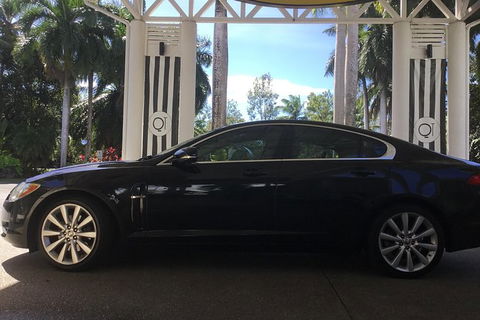 Jaguar Limousine Transfer Cairns Airport To Palm Cove - Accommodation Perth 1