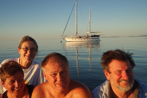 Great Barrier Reef Luxury Expedition Cruise Cabin Booking 7 Days 6 Night - Perth Resorts 0