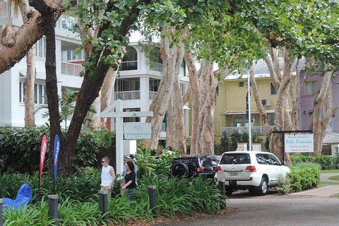 Airport Transfer - Palm Cove, Kewarra Beach & Trinity Beach To Cairns Airport - Accommodation Perth 6