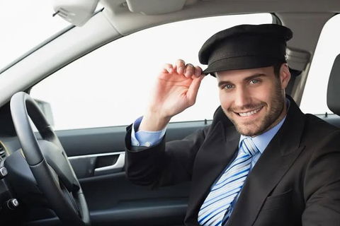 Cairns & Airport Transfers Between Port Douglas & Cairns (Private Chauffeur) - Perth Resorts 1