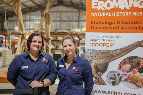 Australian Dinosaur Giants Tour - Perth Resorts 5