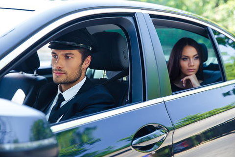 Melbourne Airport (AVV) To City Center To Airport - Private Transfer - Accommodation Perth 3