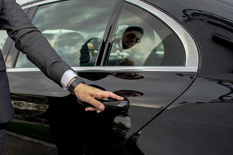Melbourne Airport (MEB) To City Center To Airport - Private Transfer - Accommodation Perth 2