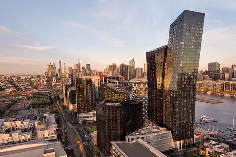 Melbourne Airport Transfers: Melbourne To Melbourne Airport MEL In Luxury Car - Accommodation Perth 5
