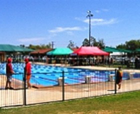 Charleville Swimming Pool - Perth Resorts 0