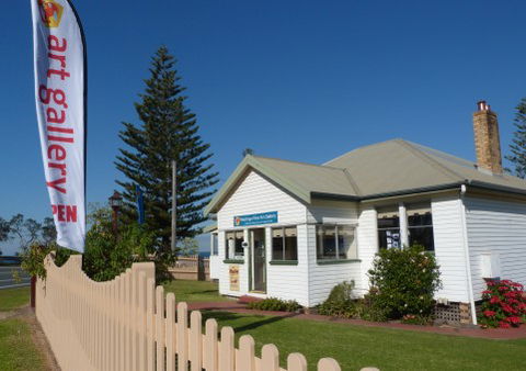 Hastings Fine Art Gallery - Accommodation Perth 0