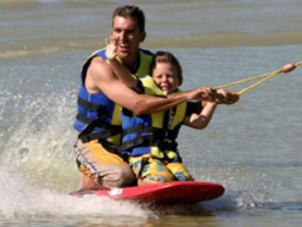 Cable Ski Cairns - Perth Resorts 1
