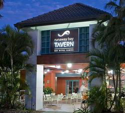 Runaway Bay QLD Accommodation Perth