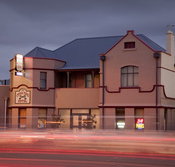 Cross Keys Hotel - Accommodation Perth