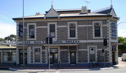 Southwark Hotel - Accommodation Perth 1