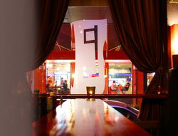 Glass Bar & Restaurant - Accommodation Perth 2