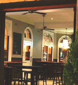 The Swan Hotel - Accommodation Perth 3