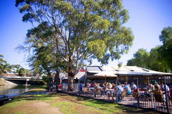 Anglers Tavern - Accommodation Perth 3
