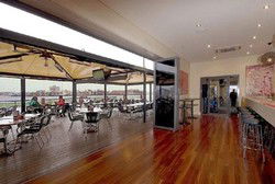 Birkenhead Tavern - Perth Resorts 2