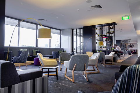 MRepublic Restaurant, Bar And Lounge - Accommodation Perth 9