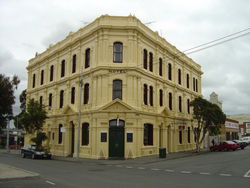 Railway Hotel - Accommodation Perth 0