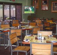 Hale Road Tavern - Perth Resorts