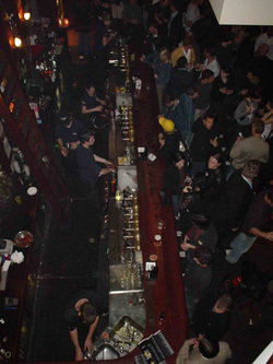 Carnegies Bar & Restaurant - Perth Resorts 1