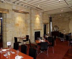 Customs House Waterfront Hotel - Accommodation Perth 1