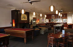 Peacock Inn Hotel - Accommodation Perth 1