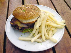 Springwood Hotel - Accommodation Perth 3