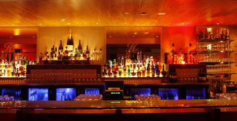 Hollywood Showgirls - Accommodation Perth 1