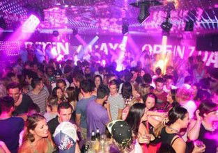 Club Liv - Accommodation Perth 1