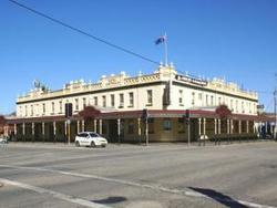 Soden's Australia Hotel - Accommodation Perth 0
