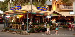 Apres Beach Bar & Grill - Palm Cove - Accommodation Perth 0