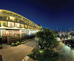 B - Accommodation Perth 0