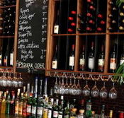 Amphoras  Bar  Bistro - Accommodation Perth