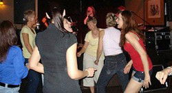 Farmers Home Hotel - Accommodation Perth 1