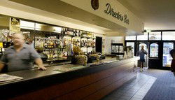 Regents Park Hotel - Accommodation Perth 1