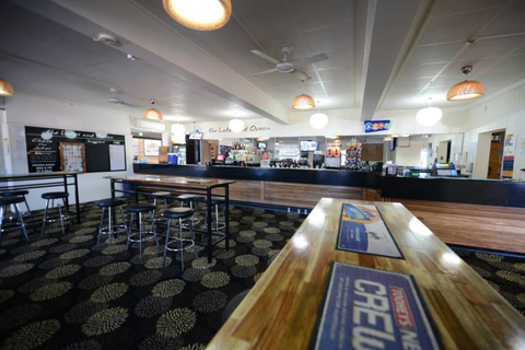 Lakes & Ocean Hotel - Accommodation Perth 0