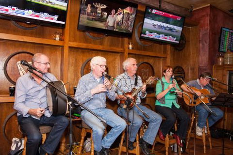 PJ Gallagher's Irish Pub Enfield - Accommodation Perth 1