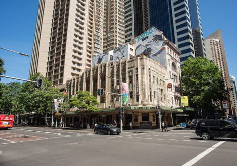P.J. Gallagher's - Perth Resorts 1