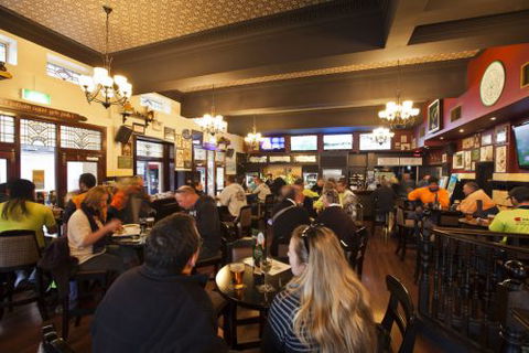 P.J. Gallagher's - Perth Resorts 2
