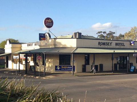 Romsey Hotel - Accommodation Perth 0
