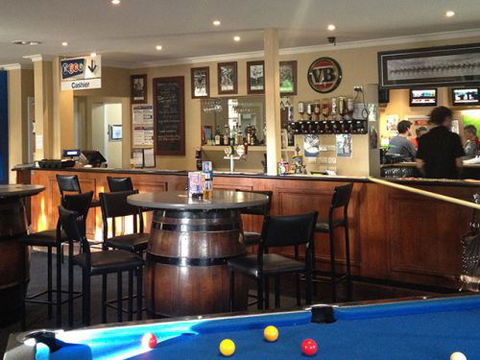 Romsey Hotel - Accommodation Perth 4
