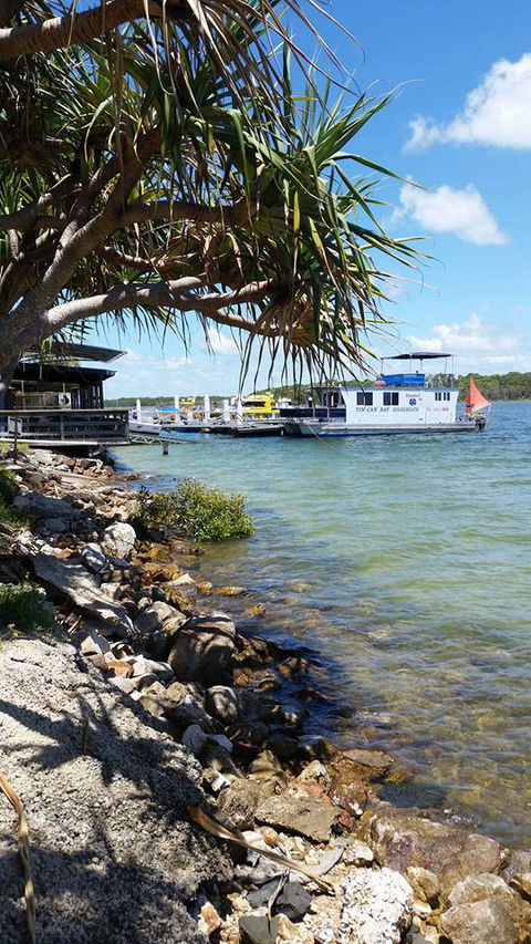 Tin Can Bay Yacht Club Bistro - Accommodation Perth 0