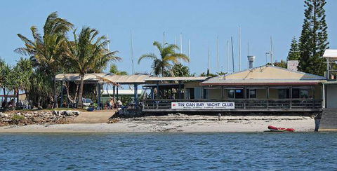 Tin Can Bay Yacht Club Bistro - Accommodation Perth 1