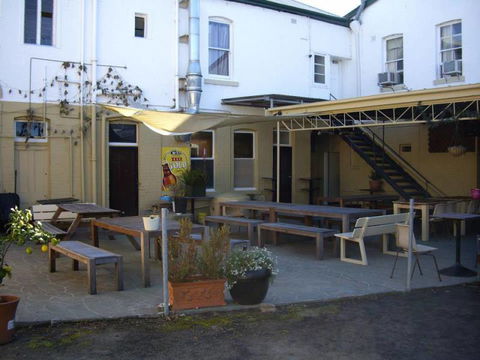 Oxford Hotel - Accommodation Perth 4