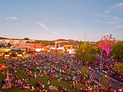 Albury Carols By Candlelight - Accommodation Perth 1