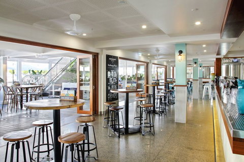 Hemingway's Brewery Port Douglas - Accommodation Perth 4